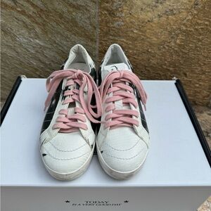 Primabase Painted Sneaker